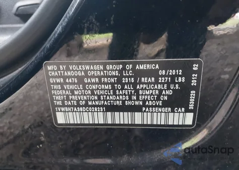 2013 Volkswagen Passat 2.5L Se z USA, uszkodzony, nr VIN 1VWBH7A38DC028231